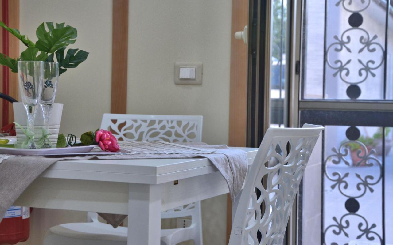 Rosa Vesuviana Bed & Breakfast บอสโกเรอาเล ภายนอก รูปภาพ