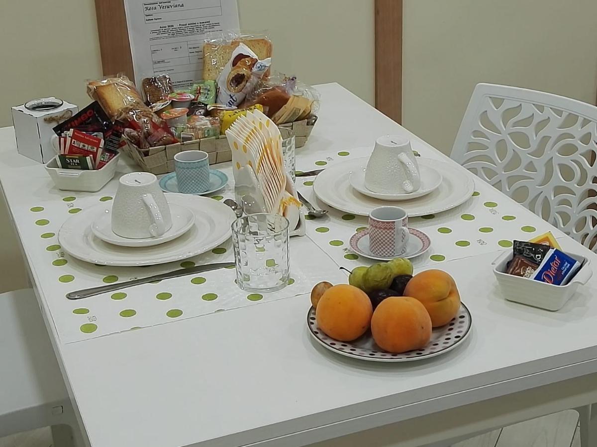 Rosa Vesuviana Bed & Breakfast บอสโกเรอาเล ภายนอก รูปภาพ