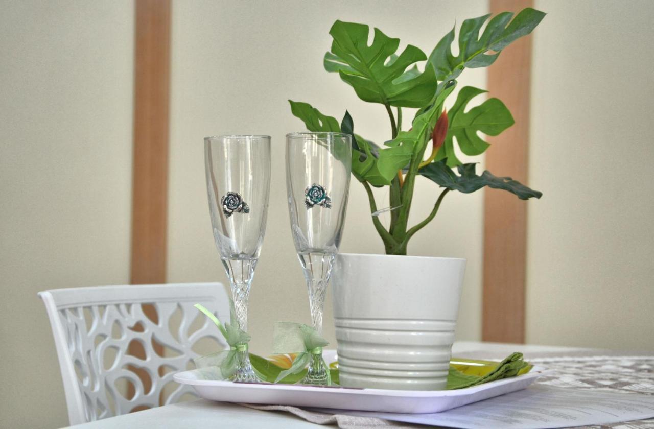 Rosa Vesuviana Bed & Breakfast บอสโกเรอาเล ภายนอก รูปภาพ