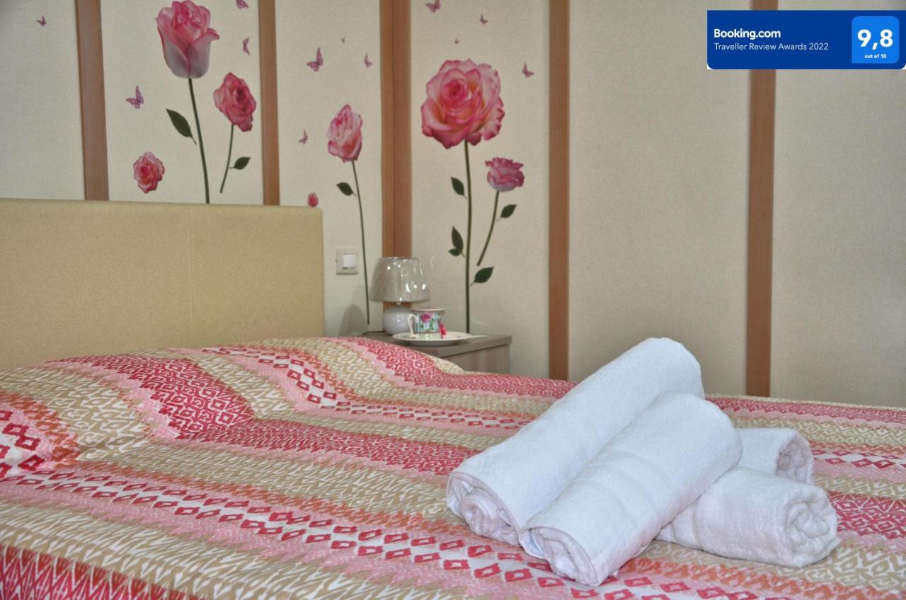 Rosa Vesuviana Bed & Breakfast บอสโกเรอาเล ภายนอก รูปภาพ